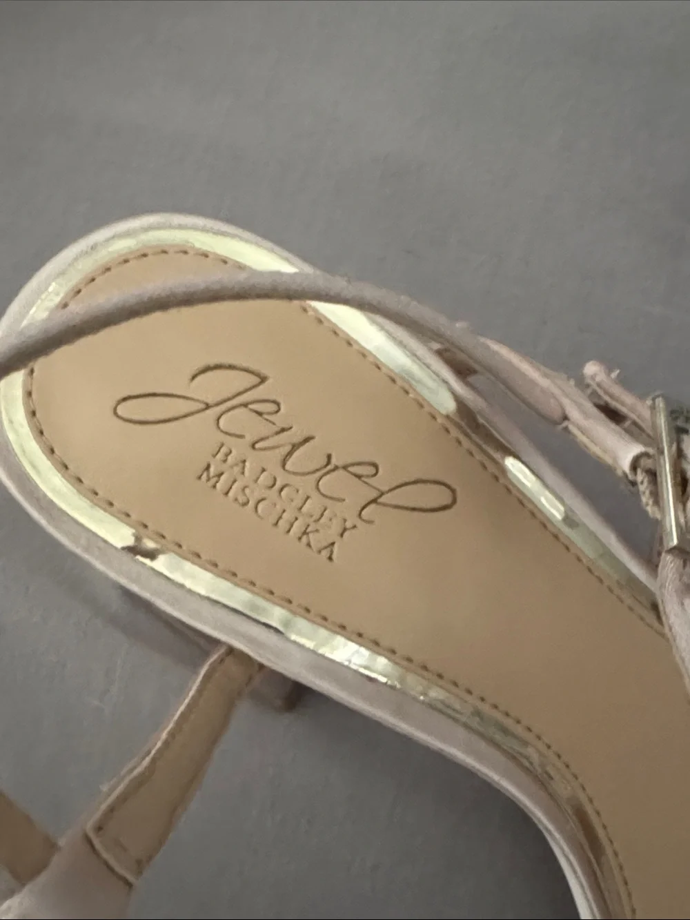Jewel Badgley Mischka description step